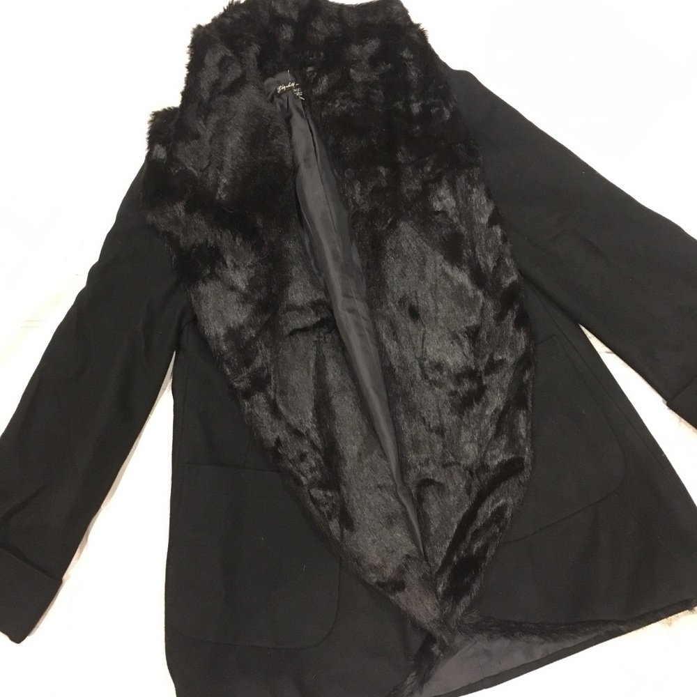 Elizabeth and James Black Open Draped Jacket